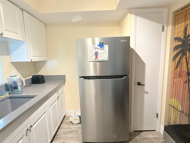 Building Photo - 3357 38th St S