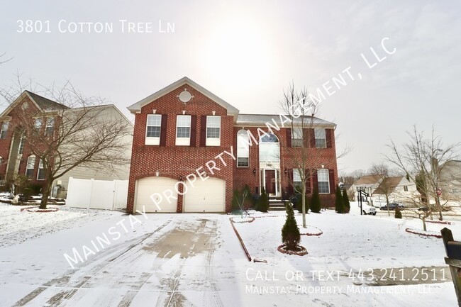 Building Photo - Beautiful 5 Bedroom SFH in Family Friendly...