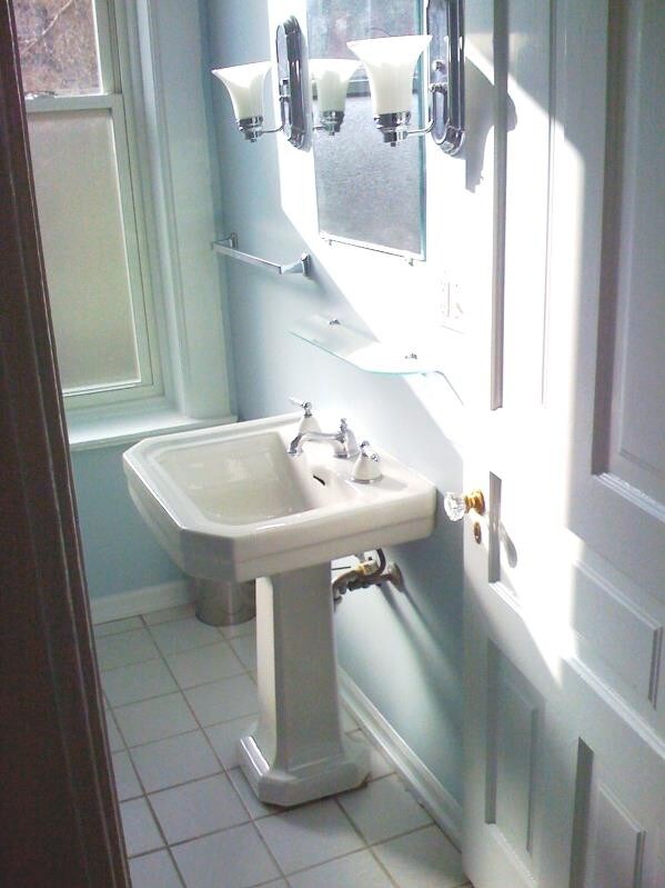 Interior Photo - 2139 W North Ave