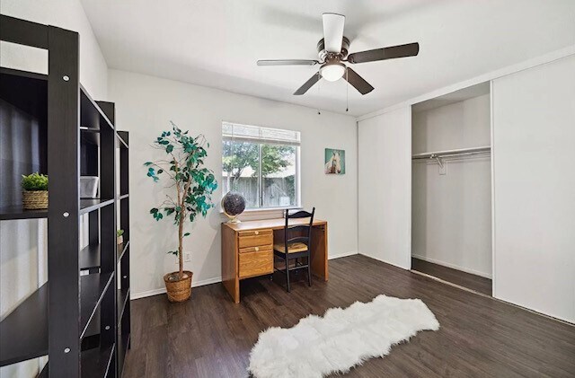 Building Photo - 3734 Varla Ln