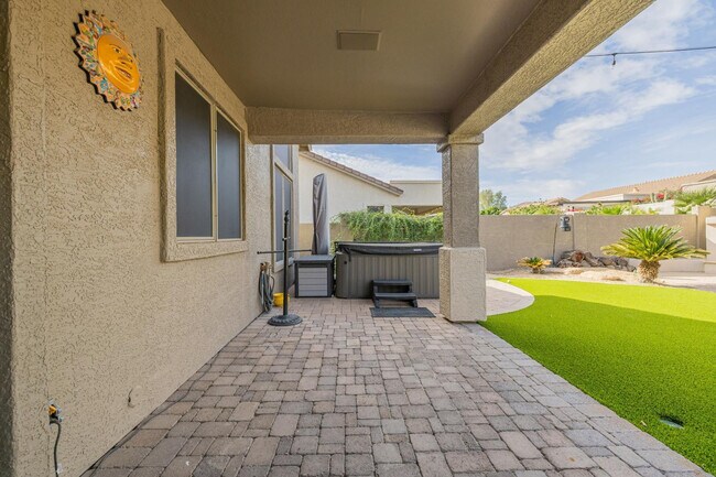 Building Photo - 7740 E Phantom Way