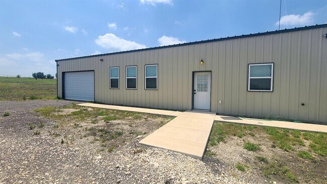 Building Photo - 1889 Co Rd 487