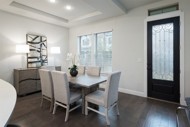 Building Photo - 1115 Manacor Ln