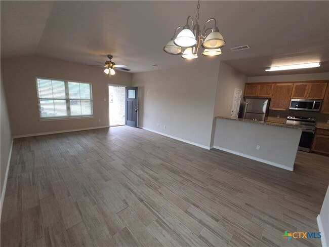 Building Photo - 332 Arnold Dr