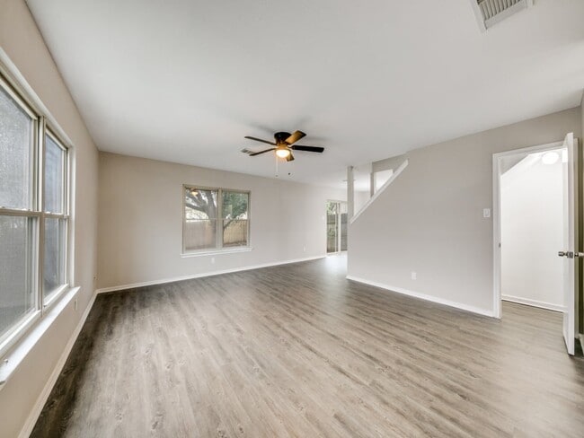 Building Photo - 6722 Badger Pass Dr