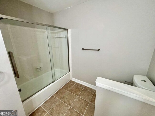 Building Photo - 58 Rumson Ct