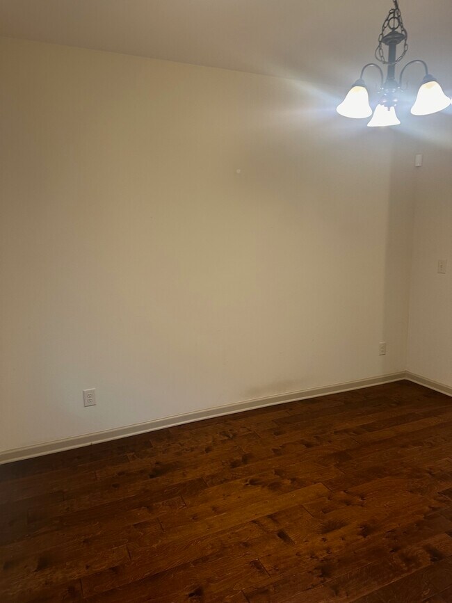 Building Photo - 152 McDowell Pkwy