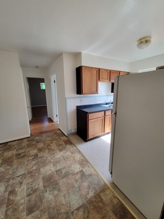 Building Photo - 2722 Montana Ave