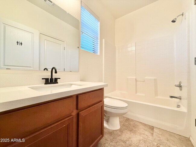 Building Photo - 4138 E Thunderheart Trail