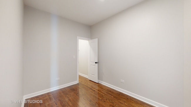 Building Photo - 6607 S Sangamon St