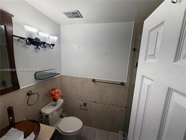 Building Photo - 3613 SW 112th Pl
