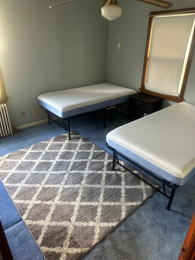 Primary Photo - 151 Warner St