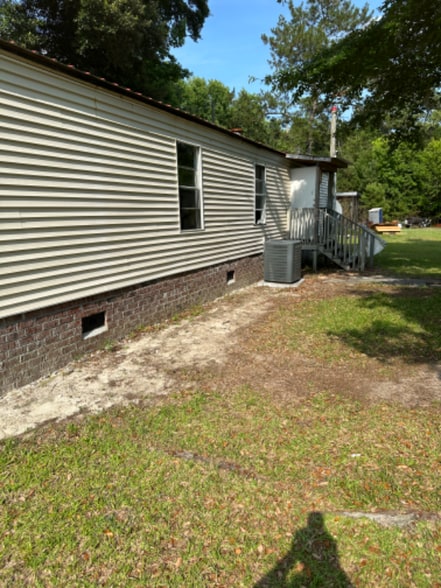 Building Photo - 1929 Arthur Lawrence Dr