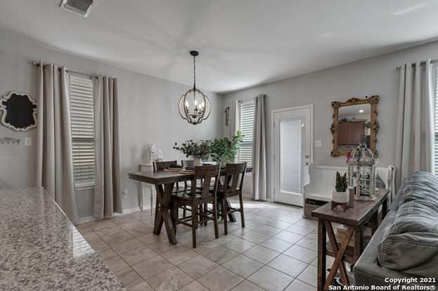 Building Photo - 682 Pond Springs