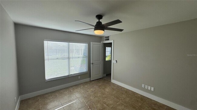 Building Photo - 11728 Shirburn Cir