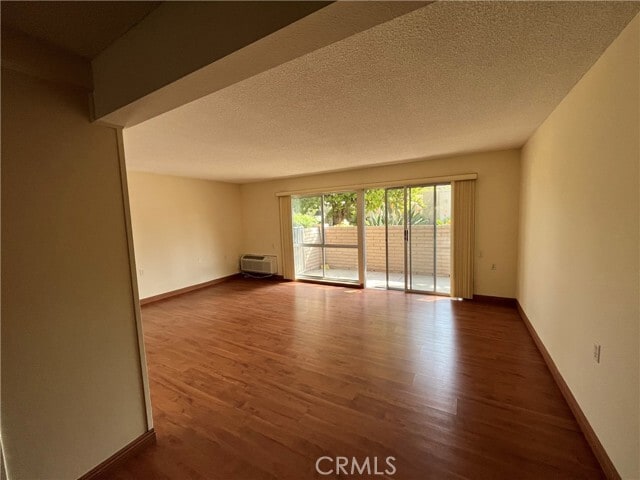 Building Photo - 953 Avenida Carmel