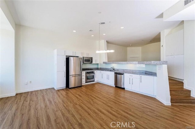 Building Photo - 1100 Wilshire Blvd
