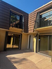 Building Photo - 417 4th Ln