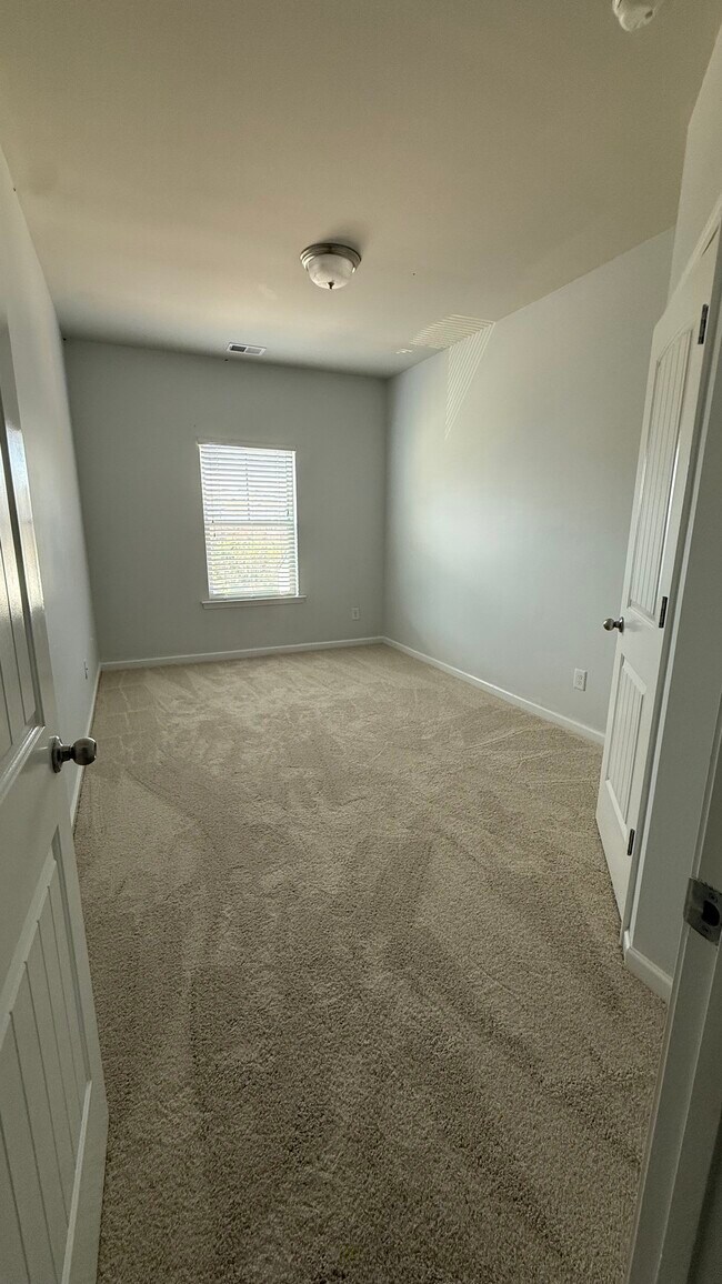 Building Photo - 118 Celebration Song