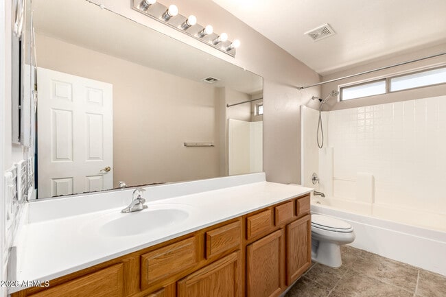 Building Photo - 1776 S 156th Ln