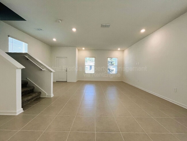 Building Photo - 2080 Rider Rain Ln