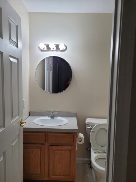 Building Photo - 21 Workman Ave