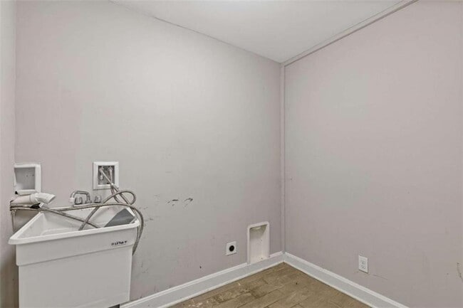 Building Photo - 2779 Horse Shoe Dr