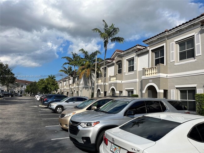 Building Photo - 4929 SW 140th Terrace