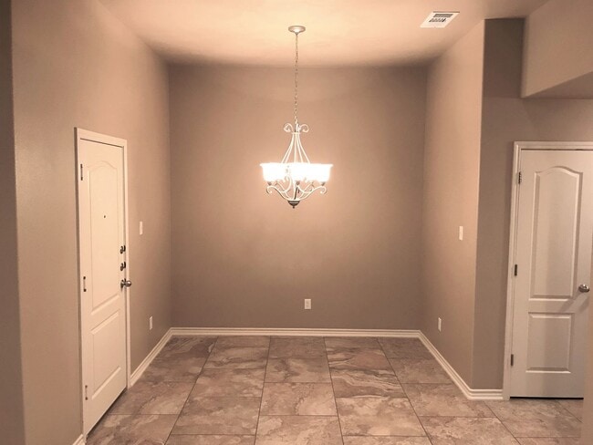 Building Photo - 2 Bedroom / 2 Bath Duplex off Clear Creek – Killeen, TX