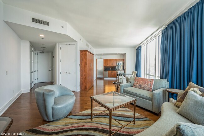 Building Photo - 401 N Wabash Ave