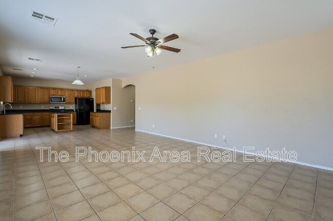 Building Photo - 43476 Caven Dr
