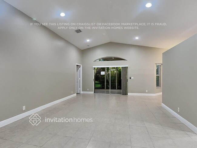 Building Photo - 7858 Stirling Bridge Blvd S