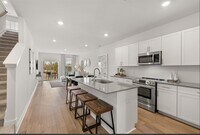 Building Photo - 448 Alcott Wy