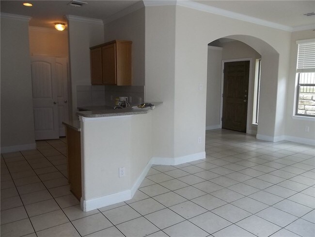 Building Photo - 700 Mandarin Flyway