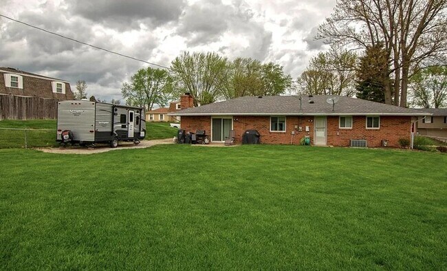 Building Photo - 2640 Bellsburg Dr