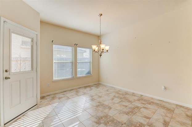 Building Photo - 8023 Villa Lago Ln