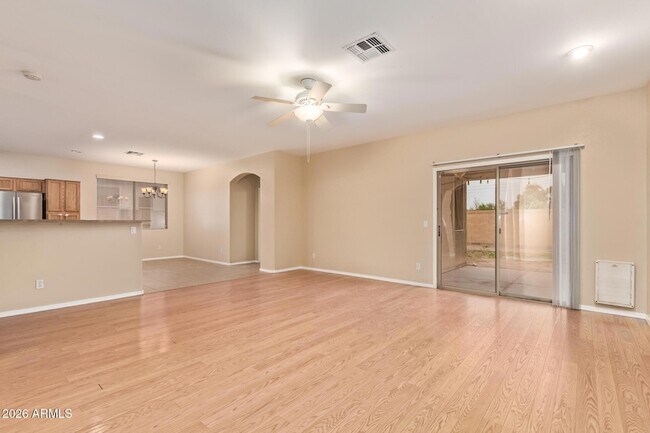 Building Photo - 12522 W Campina Dr