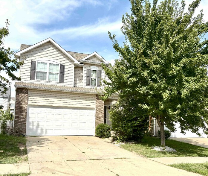 Primary Photo - 103 Shire Dr