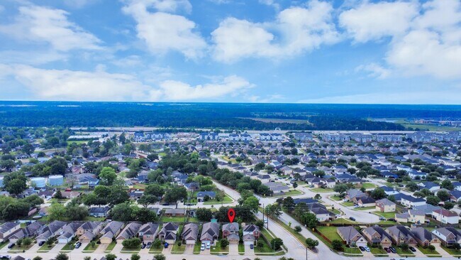 Building Photo - 10606 Sun River Falls Dr