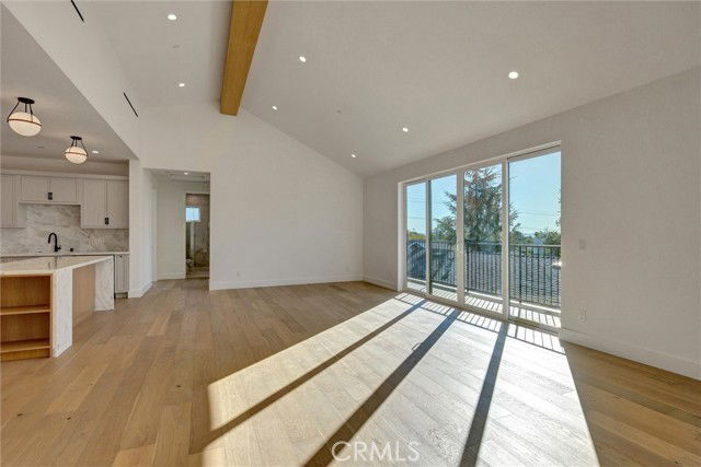 Building Photo - 1688 N Sierra Bonita Ave