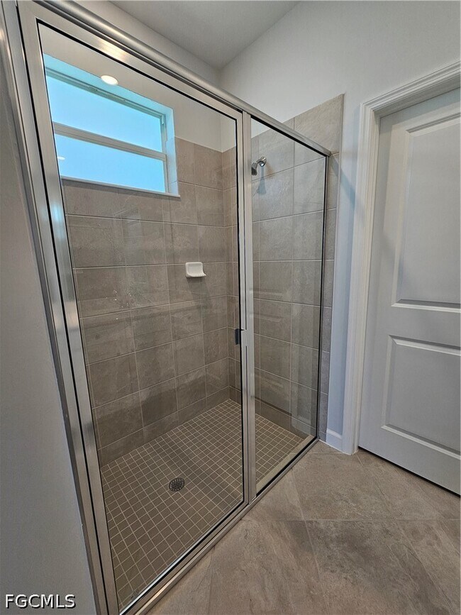 Building Photo - 20503 Hazelnut Ct S