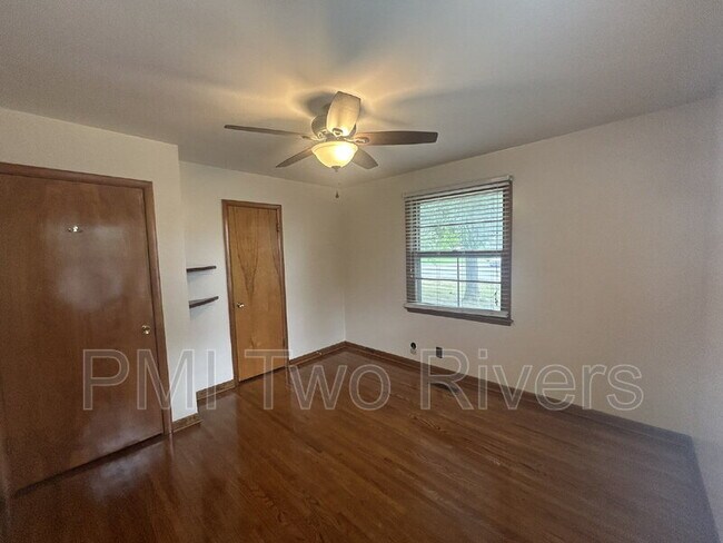 Building Photo - 328 Jacksonian Dr