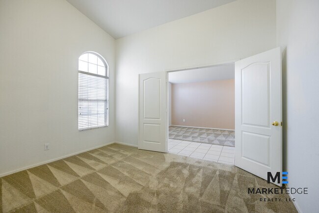 Building Photo - 3Bed/2Bath House at Beardsley/95th Ave! JO...