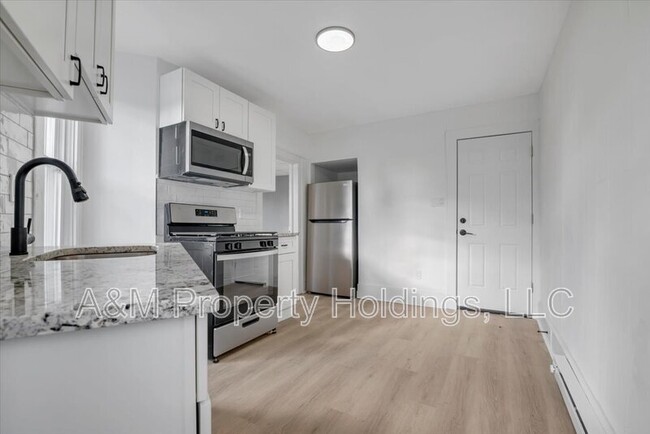 Building Photo - 143 N 9th St