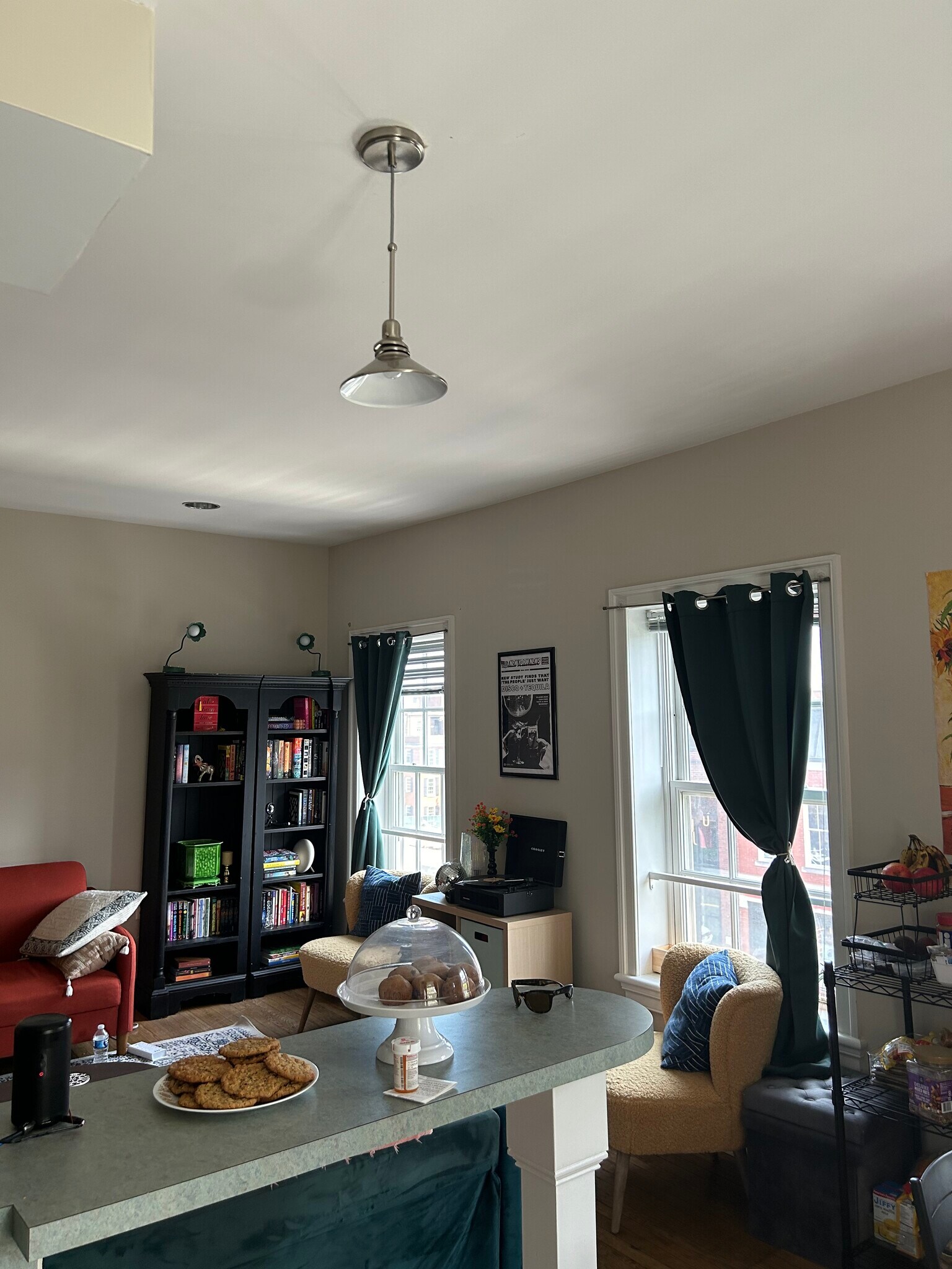 Living room - 3039 M St NW