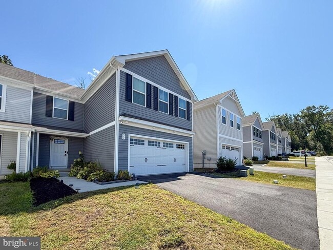 Building Photo - 33 Juniper Cir