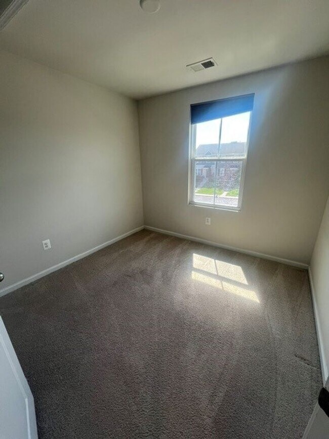 Building Photo - 21830 Primrose Willow Ln