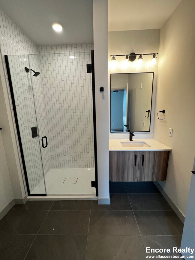 Building Photo - 80 Rugg Rd