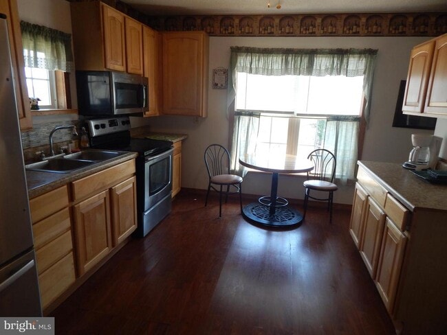 Building Photo - 2553 Warm Springs Rd