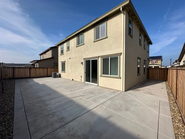 Building Photo - New Build! 4 Bed 3 Bath Home with Solar Included!